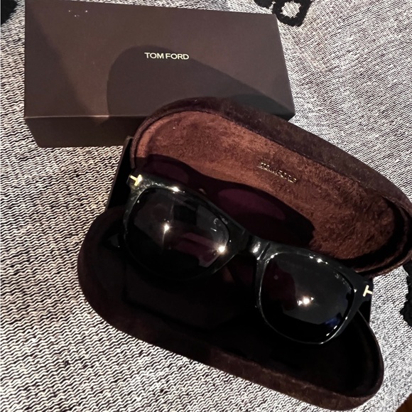 Tom Ford Sunglasses - Picture 1 of 3